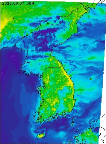 2025-06-07 08 : 00