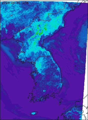 2025-06-15 07 : 00