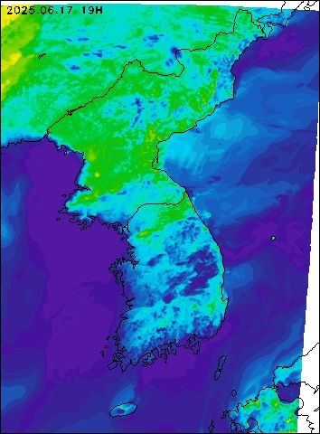 2025-06-17 19 : 00
