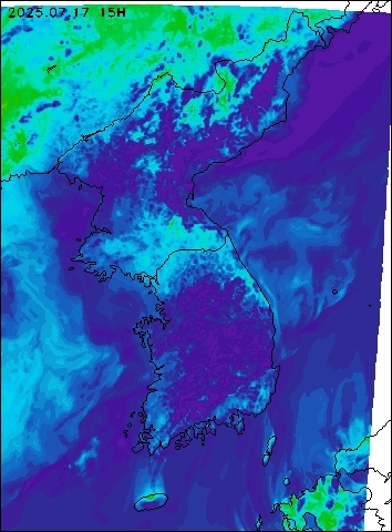 2025-07-17 15 : 00