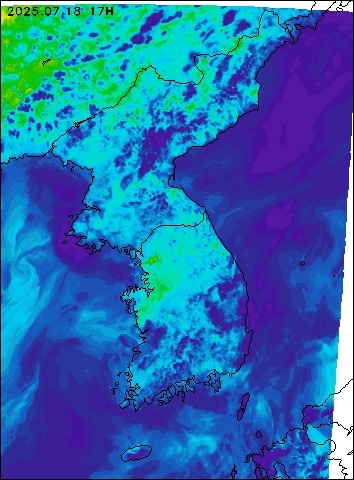 2025-07-18 17 : 00