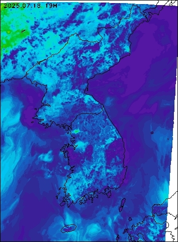 2025-07-18 19 : 00