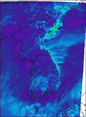 2025-07-22 07 : 00