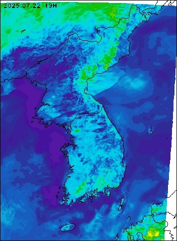 2025-07-22 19 : 00