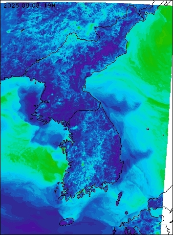 2025-08-08 19 : 00