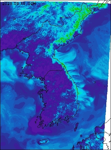 2025-08-15 02 : 00