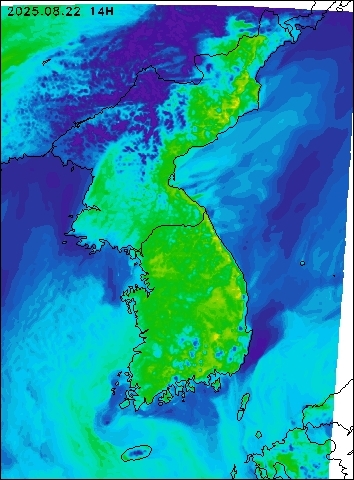 2025-08-22 14 : 00