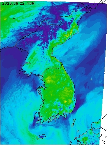 2025-08-22 16 : 00