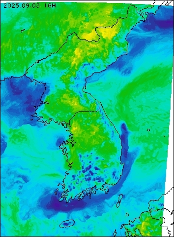 2025-09-03 16 : 00