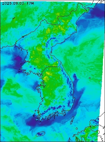 2025-09-03 17 : 00