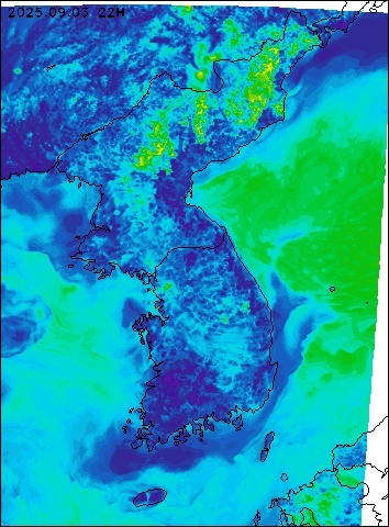 2025-09-03 22 : 00