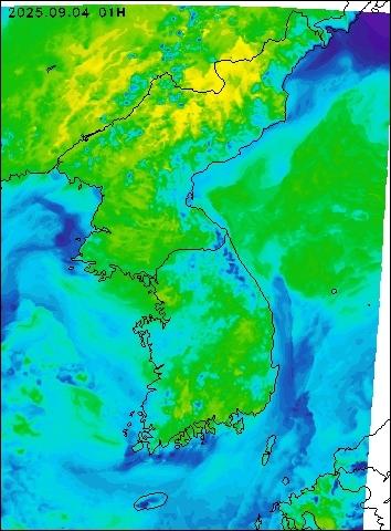 2025-09-04 01 : 00
