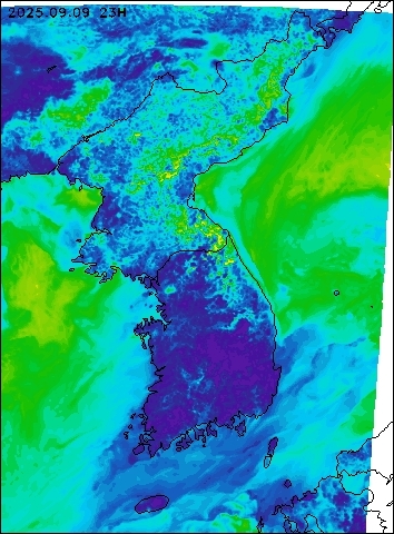 2025-09-09 23 : 00