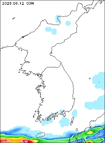 2025-06-12 03 : 00