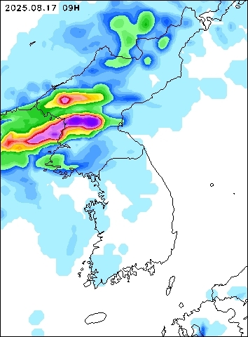 2025-08-17 09 : 00
