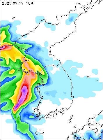 2025-09-19 18 : 00