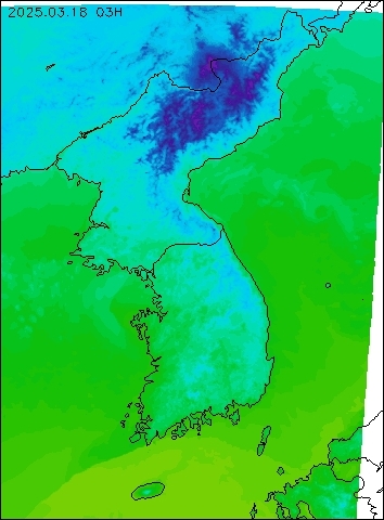 2025-03-18 03 : 00