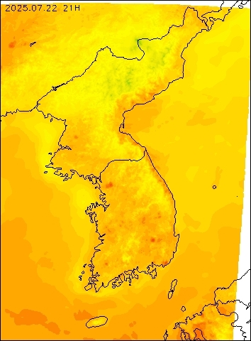 2025-07-22 21 : 00
