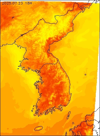 2025-07-23 18 : 00