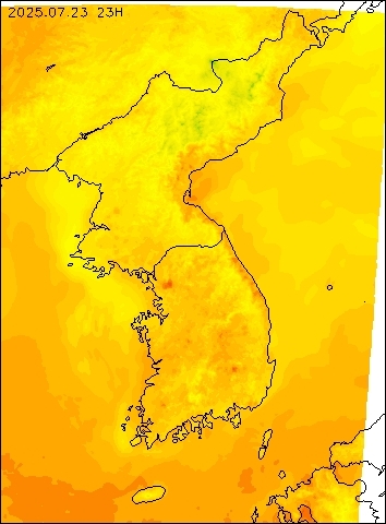 2025-07-23 23 : 00