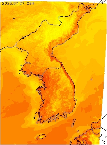 2025-07-27 09 : 00