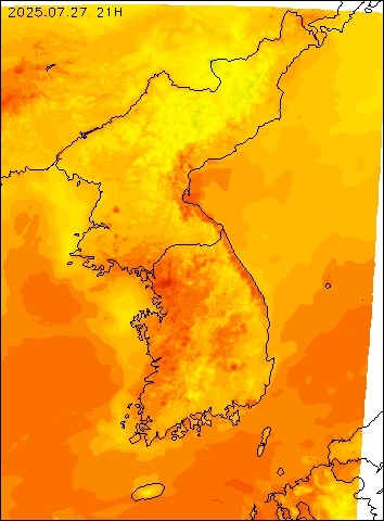 2025-07-27 21 : 00