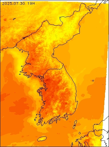 2025-07-30 19 : 00