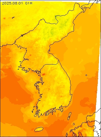 2025-08-01 01 : 00