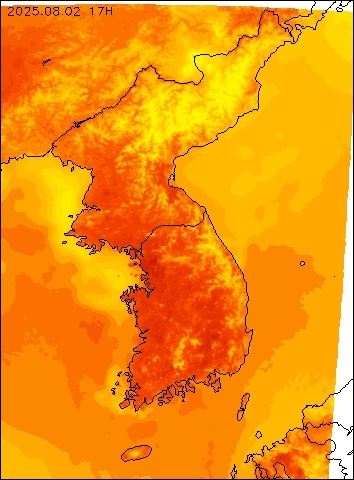 2025-08-02 17 : 00
