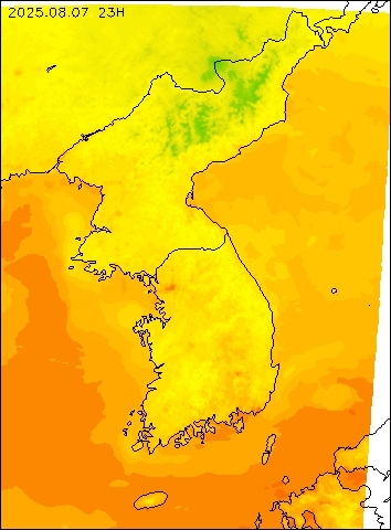 2025-08-07 23 : 00