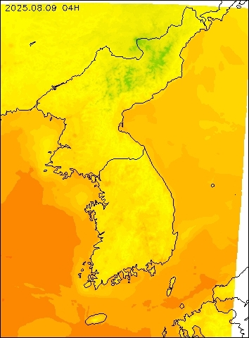 2025-08-09 04 : 00