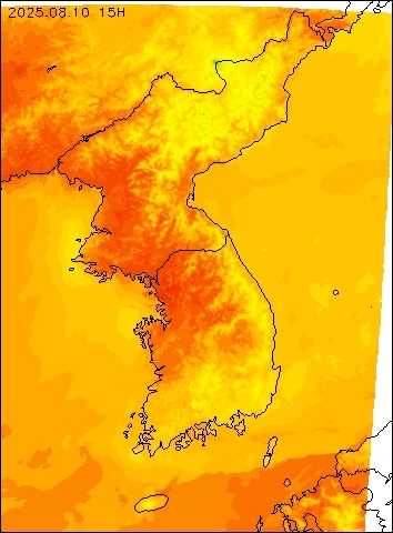 2025-08-10 15 : 00