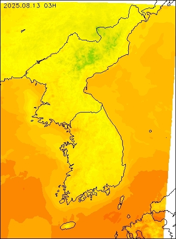 2025-08-13 03 : 00
