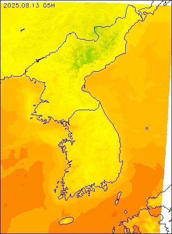 2025-08-13 05 : 00