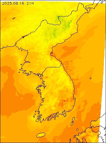 2025-08-16 21 : 00