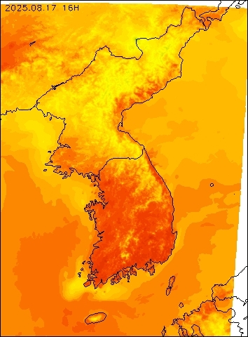 2025-08-17 16 : 00
