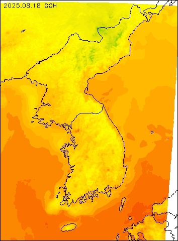 2025-08-18 00 : 00