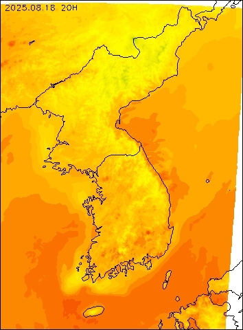 2025-08-18 20 : 00