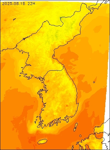 2025-08-18 22 : 00