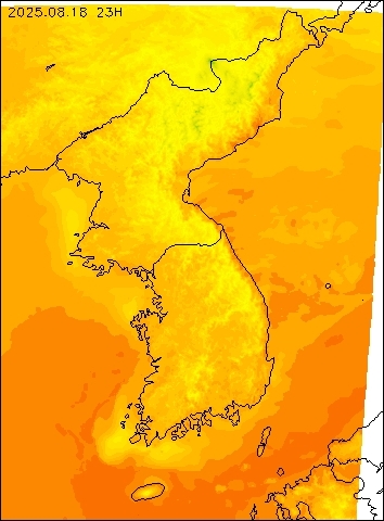 2025-08-18 23 : 00