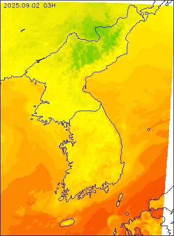 2025-09-02 03 : 00