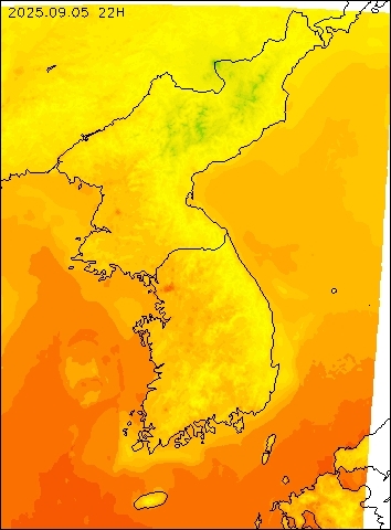 2025-09-05 22 : 00