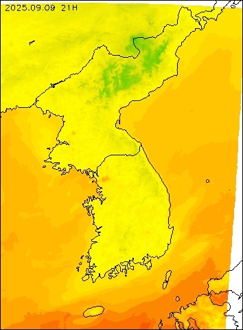 2025-09-09 21 : 00