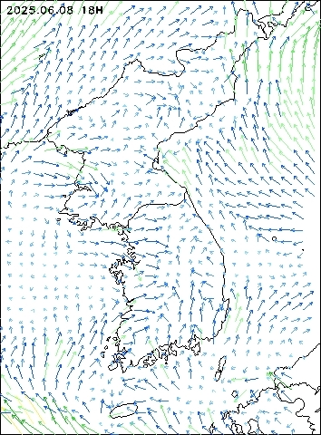 2025-06-08 18 : 00