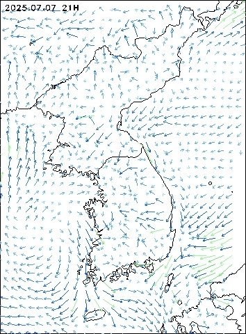 2025-07-07 21 : 00