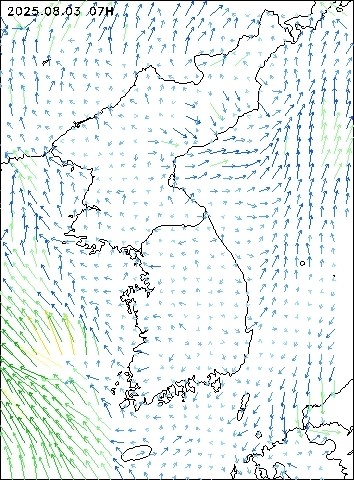 2025-08-03 07 : 00