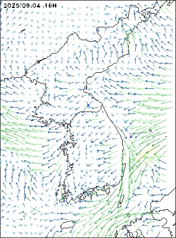 2025-09-04 16 : 00