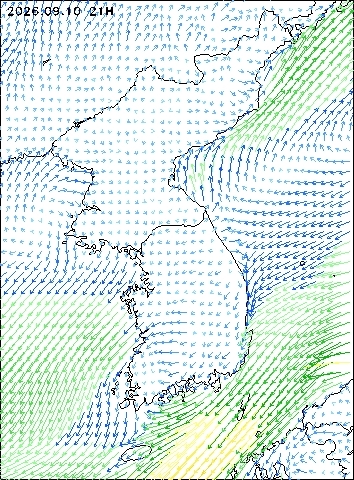 2026-09-10 21 : 00